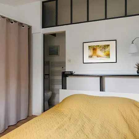 Maisonnette Sur Jardin Clos